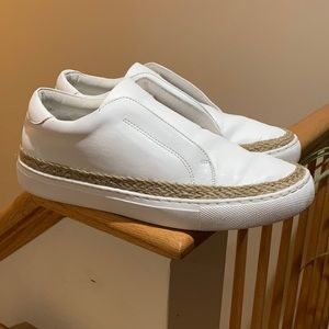 Steve Madden Snickers White